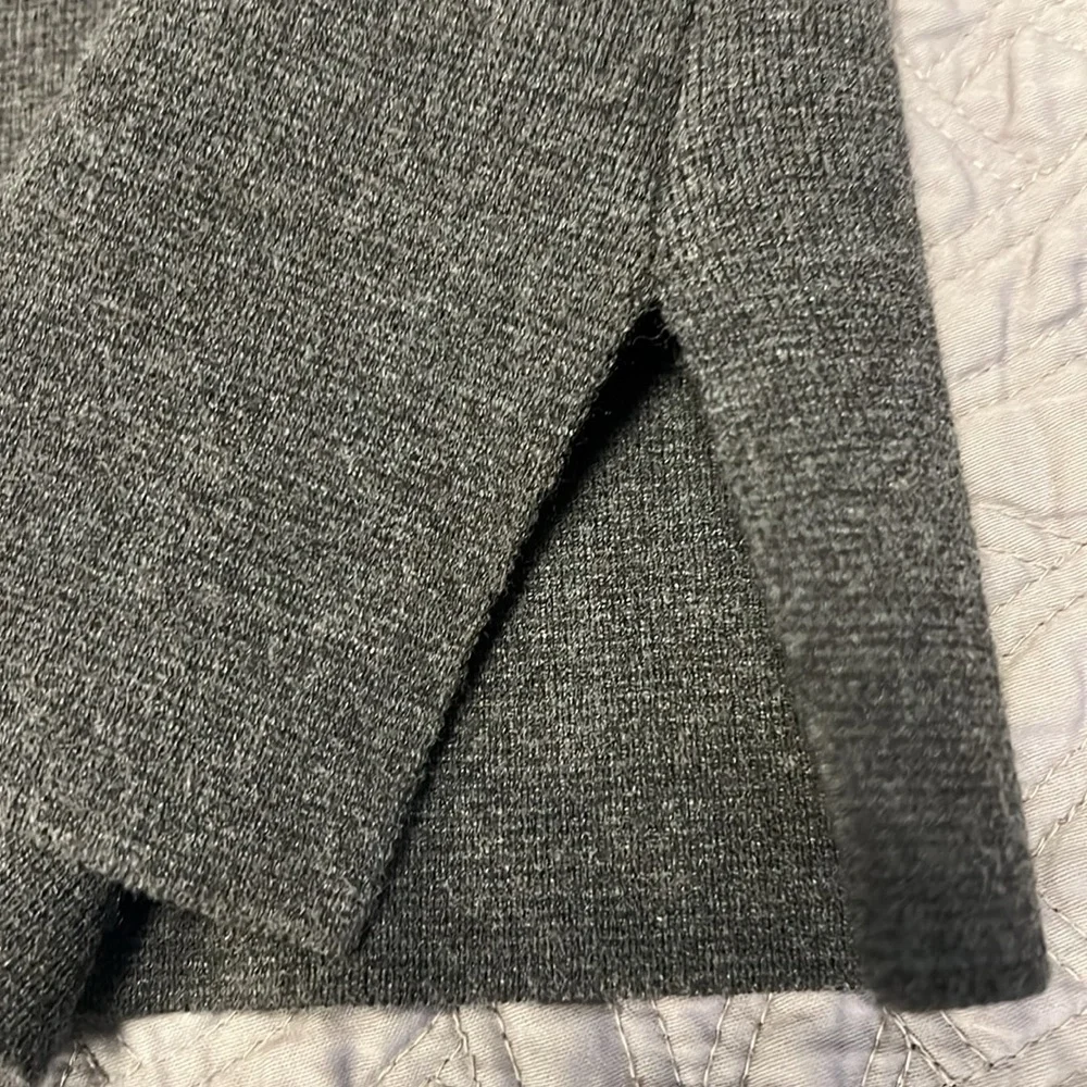 🟢 BUNDLE SALE 2 for $20 - ANN TAYLOR perfect condition Top - Picture 9 of 11